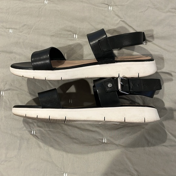 Cute Aldo Sandals! Size 9 - Picture 3 of 7